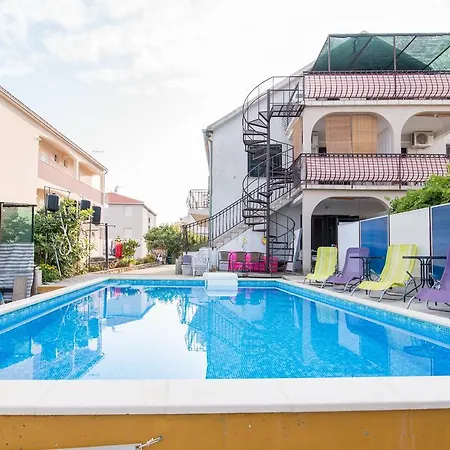 Fidelis Apartment