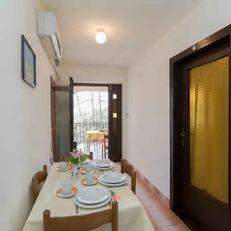 Fidelis Apartment *