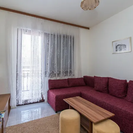 Fidelis Apartment