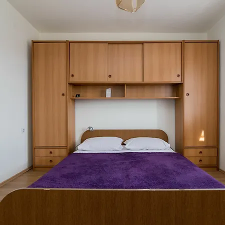 Fidelis Apartment *