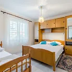 Fidelis Apartman *