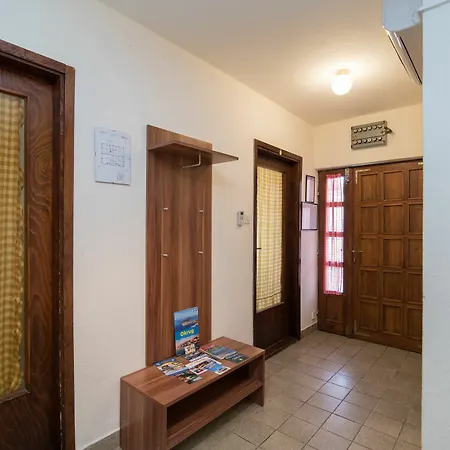 Apartament Fidelis *